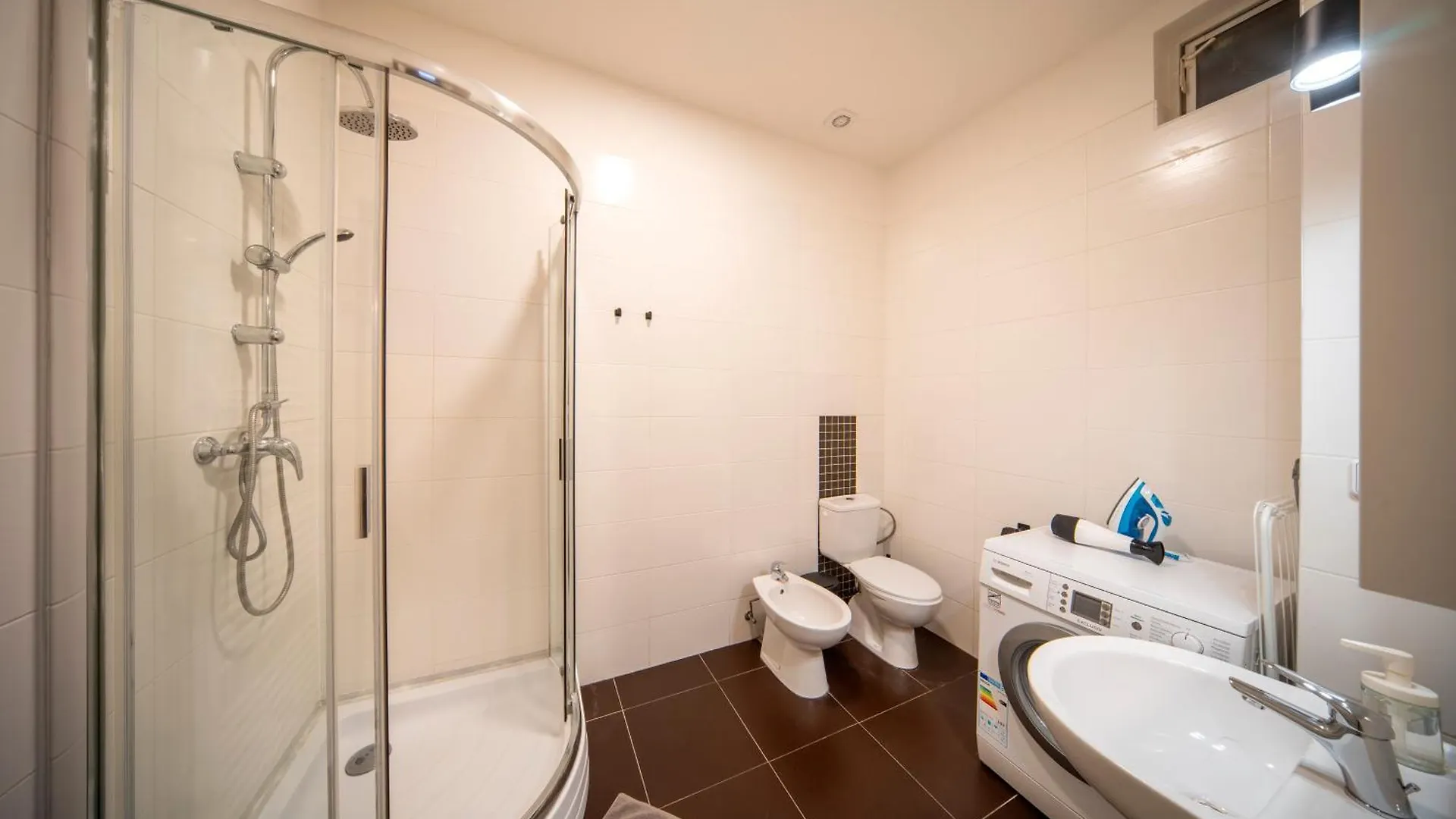 Apart Hotel Zborovska Prága Apartmanhotel